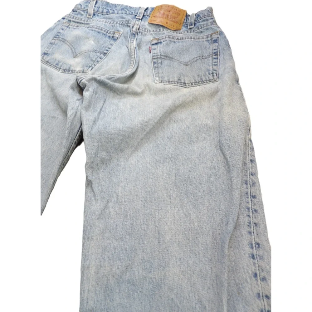 VTG Levis 560 Jeans Men 30x32 Made in USA Light Wash Loose Fit Tapered Blue 90s